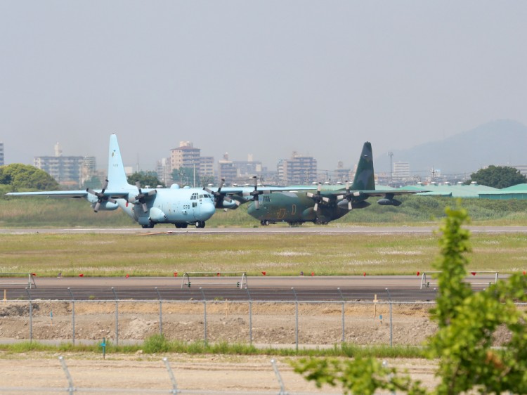 JSDF_C-130H_20160520-3