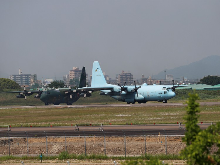 JSDF_C-130H_20160520-5