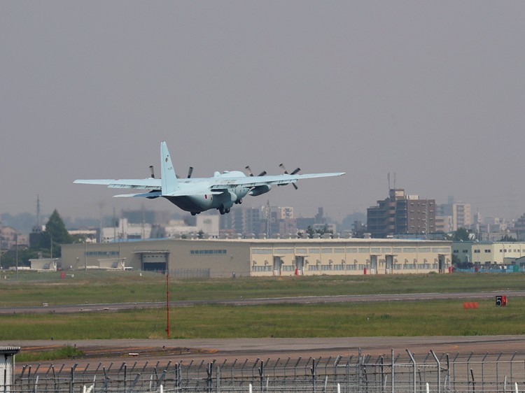 JSDF_C-130H_20160520-8