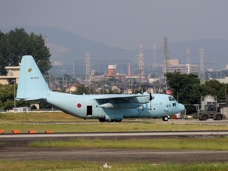 JSDF_C-130H_20160521-1