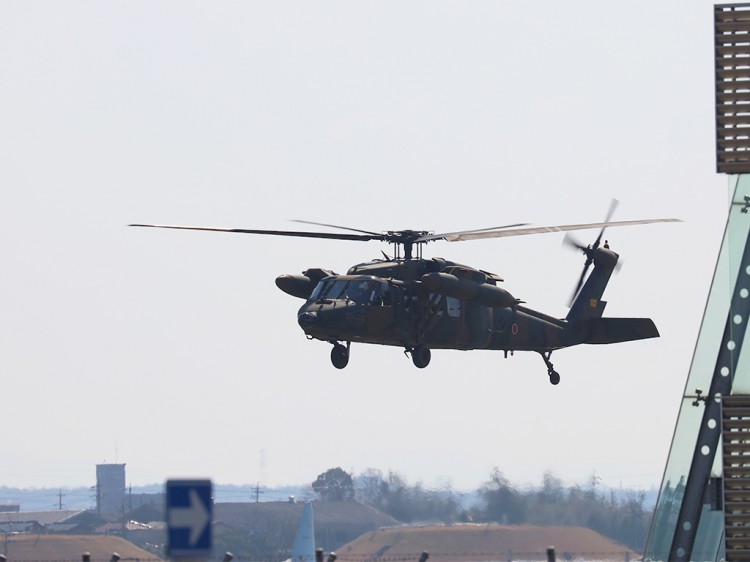 JSDF_UH-60J_20160315-1