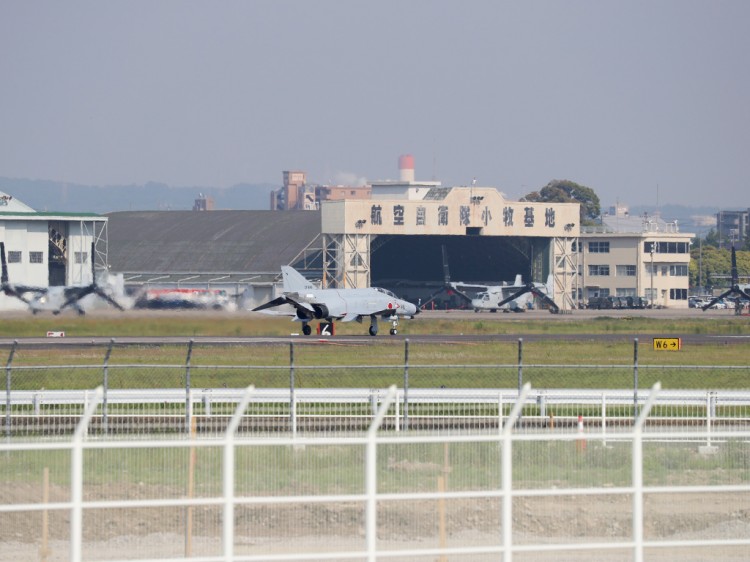 JSDF_F-4EJ_20160520-4