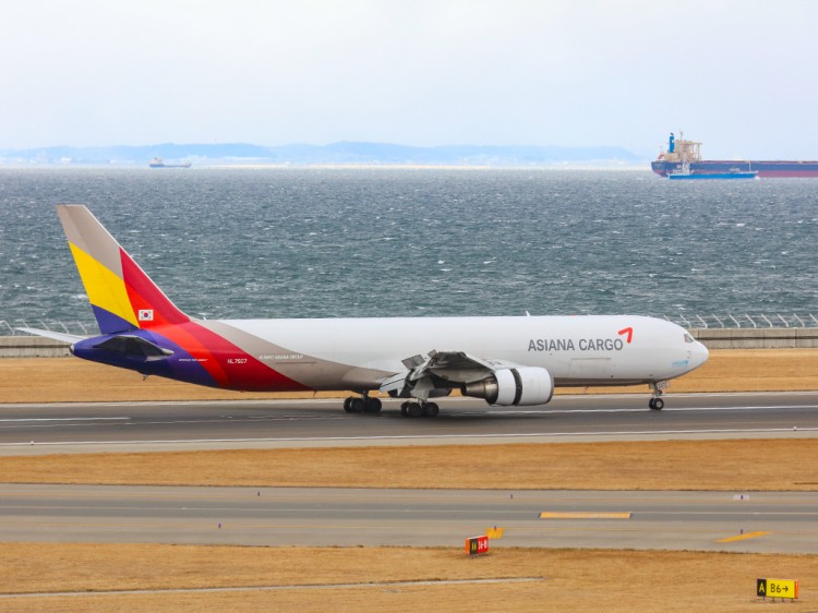 asiana20170211-4