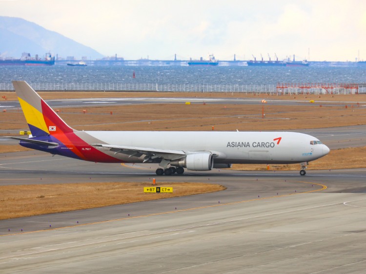 asiana20170211-6