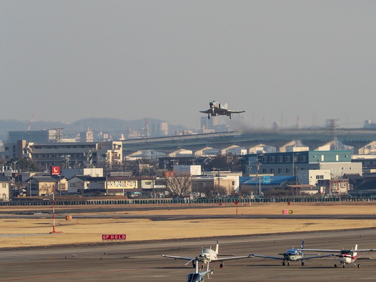 JSDF_F-4_20170216-14