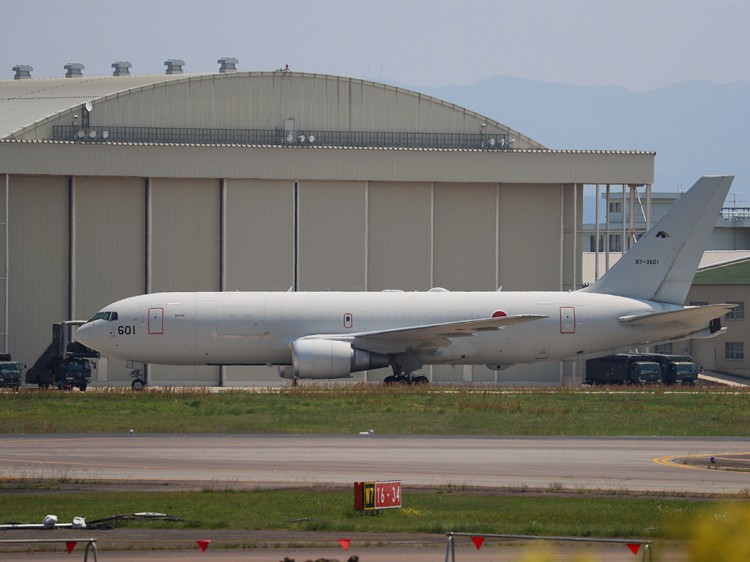 JSDF_KC-767-20160501-2