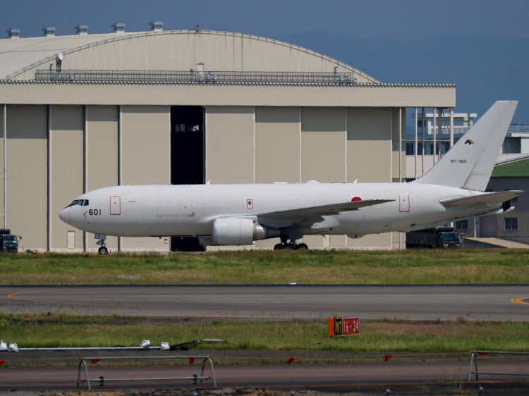 JSDF_KC-767_20160523-1